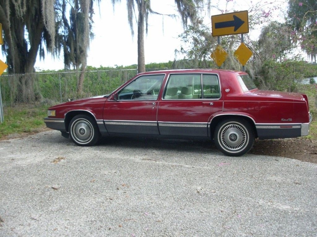 1991 Cadillac DeVille Sedan