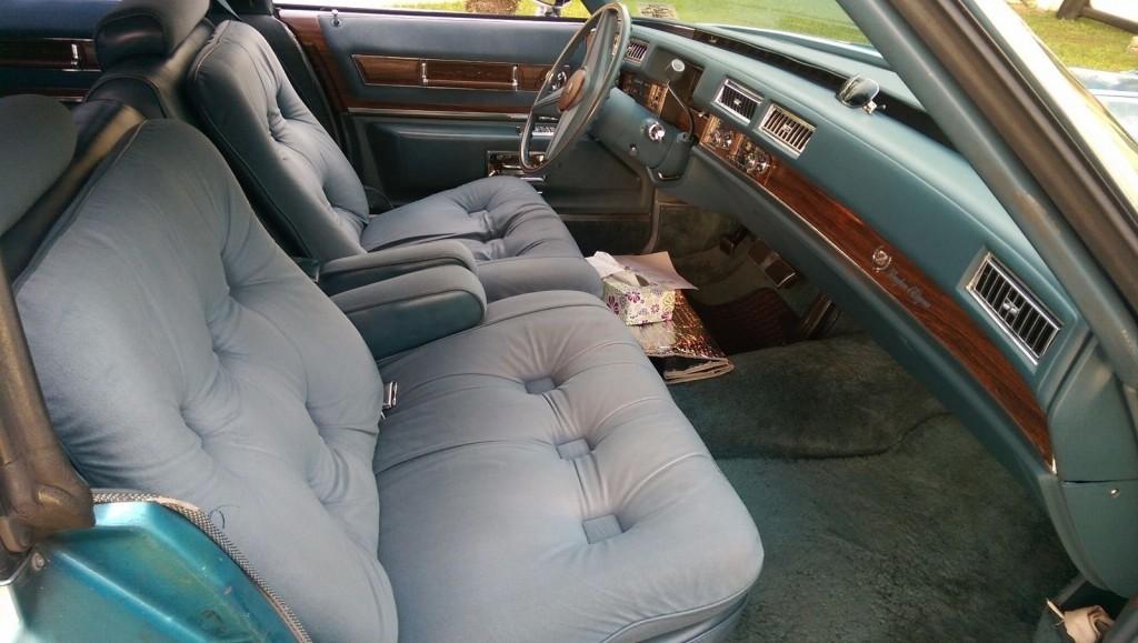 1976 Cadillac Fleetwood Brougham D’elegance Sedan