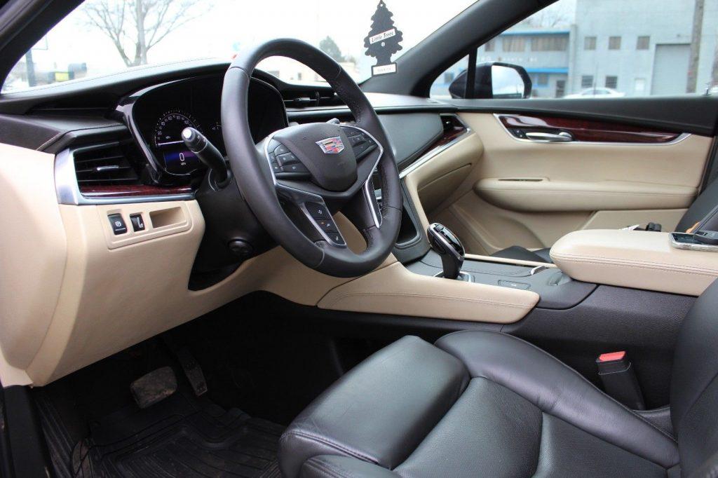 2017 Cadillac XT5 FWD 4dr Premium Luxury