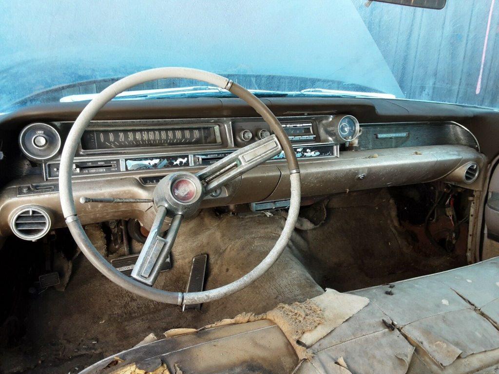 1961 Cadillac Fleetwood 75 (need work)