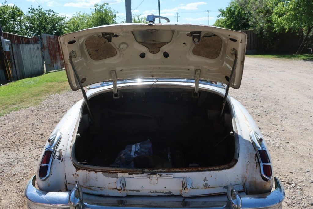 1946 Cadillac Series 62 4 door barn find