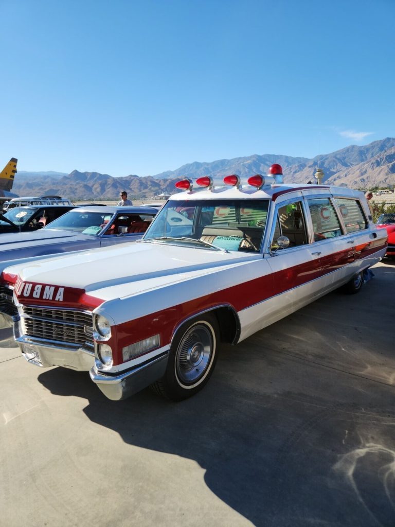 1966 Cadillac Ambulance, working lights and sirens