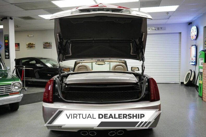 2004 Cadillac XLR Roadster