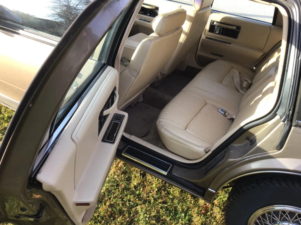 1986 Cadillac Seville