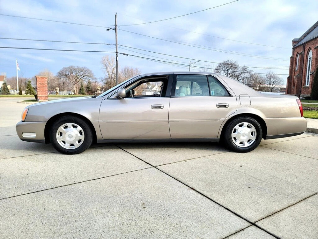 2002 Cadillac Sedan Deville
