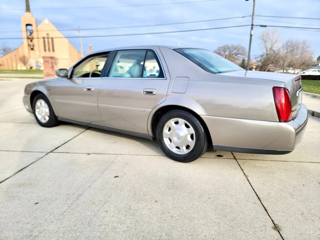 2002 Cadillac Sedan Deville