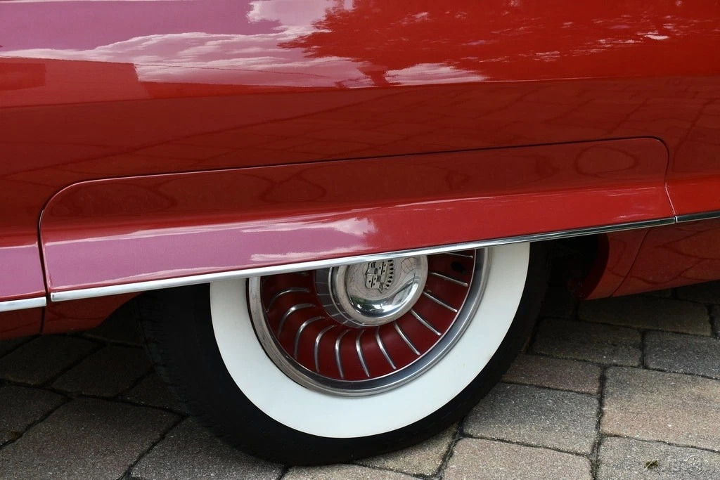 Simply Stunning Restored 1961 Cadillac Deville Convertible 390 v-8 Loaded a/c !!