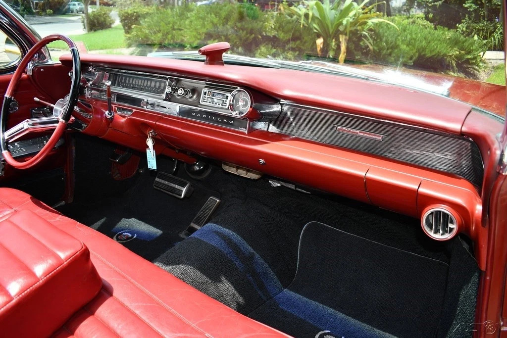 Simply Stunning Restored 1961 Cadillac Deville Convertible 390 v-8 Loaded a/c !!