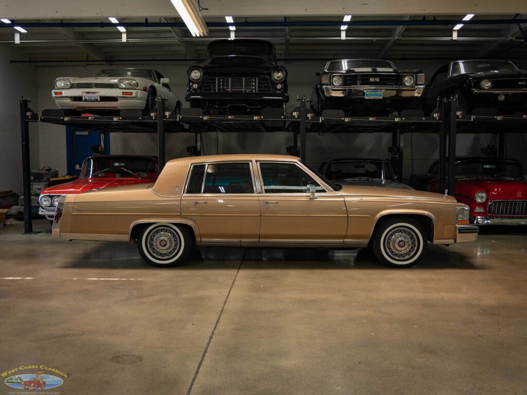 1987 Cadillac Brougham
