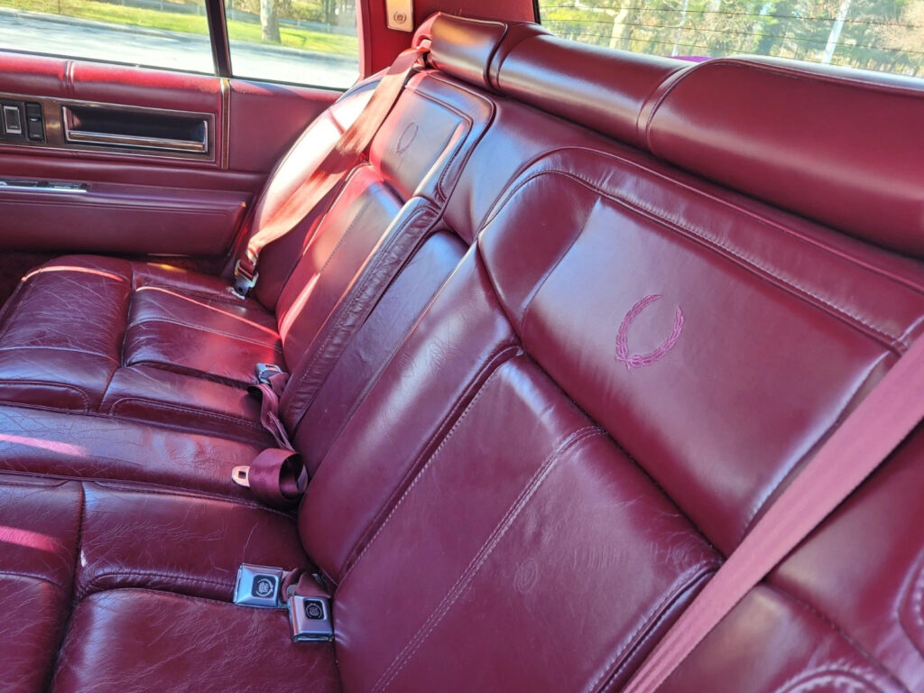 1989 Cadillac Deville Sedan