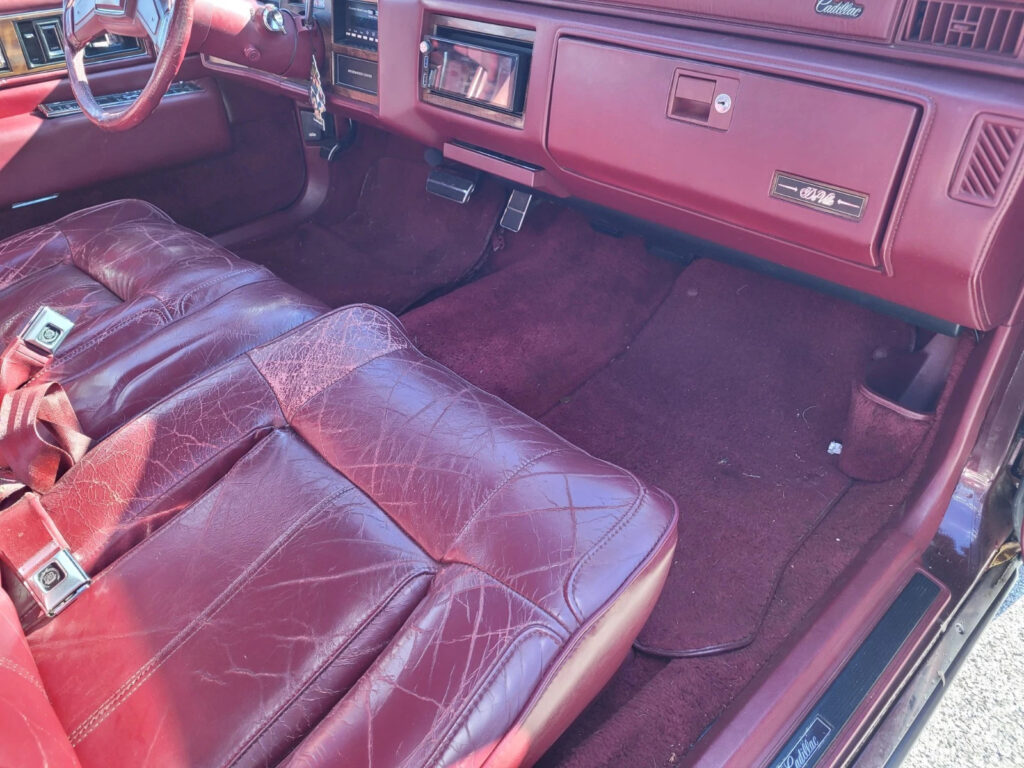 1989 Cadillac Deville Sedan