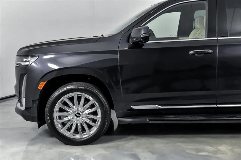 2023 Cadillac Escalade ESV Premium