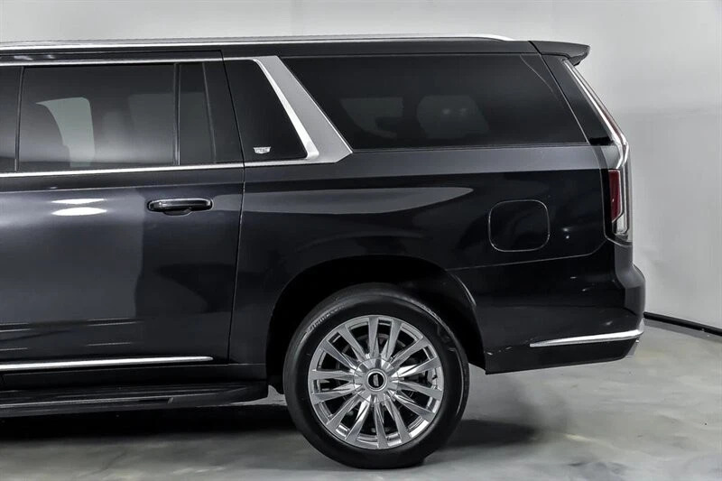 2023 Cadillac Escalade ESV Premium